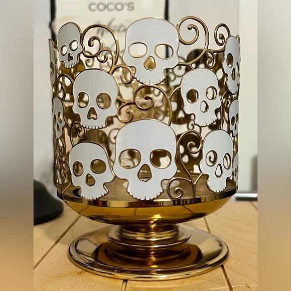Bath & Body Works Other - NWT B&BW Gold and White Skull Candle Holder - fits B&BW 3 wick candles